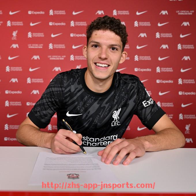 江南体育APP下载-2002-03赛季欧冠历程及最终冠军球队表现复盘